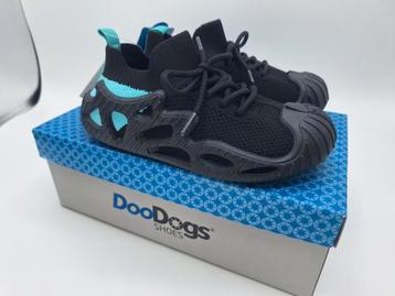 Sneakers maat 31 beschikbaar voor biedingen