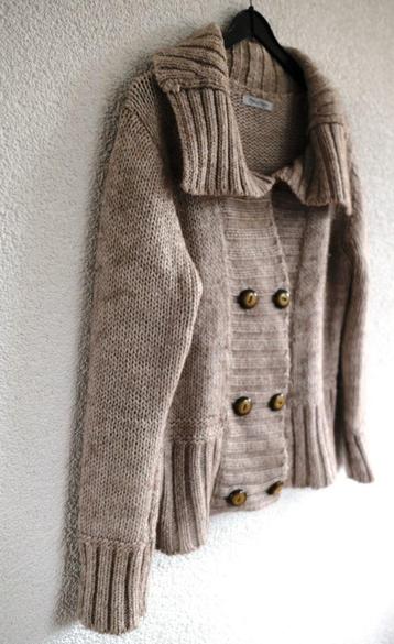 Beige vest van Perla Nera maat 38 beschikbaar voor biedingen
