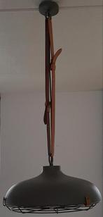 Industriële hanglamp met leren riem van Zuiver, Ophalen of Verzenden, Zo goed als nieuw, 75 cm of meer, Industrieel