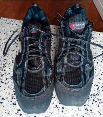 Cofra werkschoenen nieuwstaat maat 45
Olie en slip best VAST beschikbaar voor biedingen