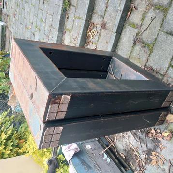 Tafel poot 2 stuks staal beschikbaar voor biedingen