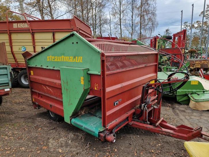 strautmann blokkenwagen  dwarsafvoer band voerveegband, Zakelijke goederen, Agrarisch | Werktuigen, Voertechniek, Ophalen