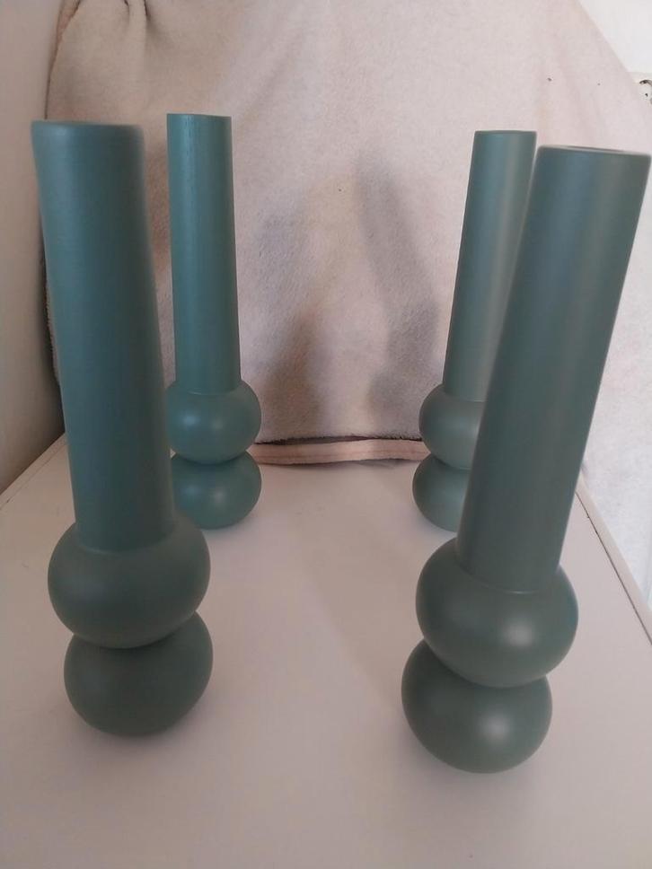 Set of 4 Large Wooden Matte Green Candle Holders – 33 cm Nor, Huis en Inrichting, Woonaccessoires | Kandelaars en Kaarsen, Zo goed als nieuw