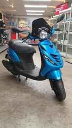 Piaggio Zip 45km 4takt kickstart Candy Blue brom smoke led, Ophalen, Maximaal 45 km/u, Zip, Zo goed als nieuw
