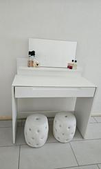 Witte Kaptafel met vaste wandplank en spiegel + 2 poefjes, Ophalen, 100 tot 150 cm, 50 tot 100 cm, Zo goed als nieuw