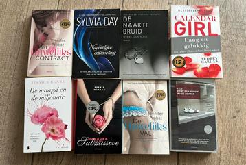 Acht boeken voor €15,- beschikbaar voor biedingen