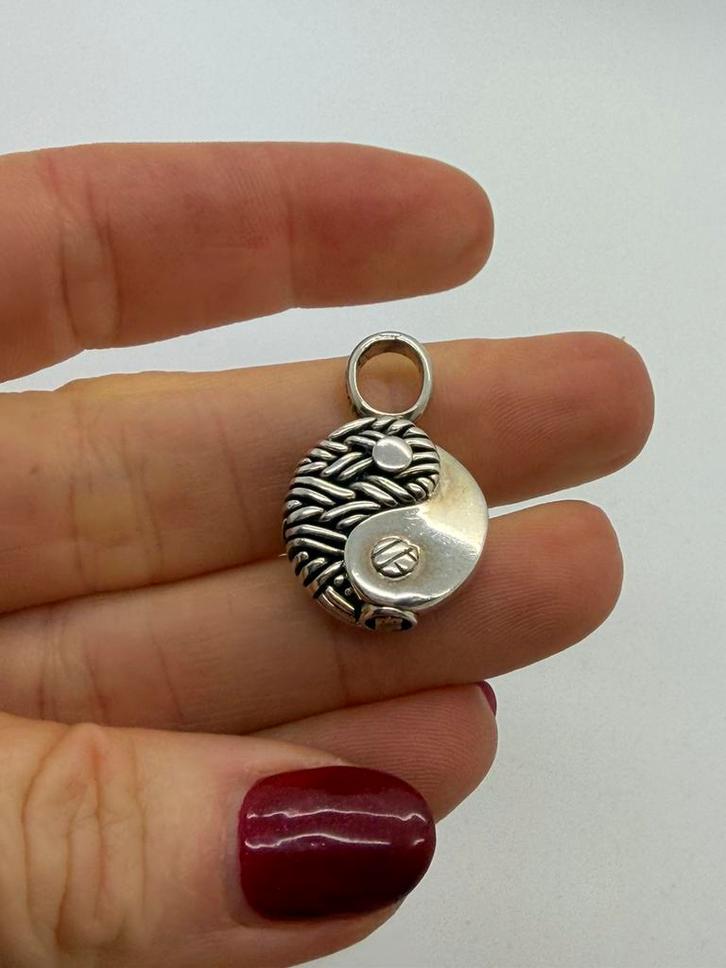 A717 Prachtige massief zilveren hanger ying yang, Sieraden, Tassen en Uiterlijk, Kettinghangers, Zilver, Zilver, Kruis of Symbool