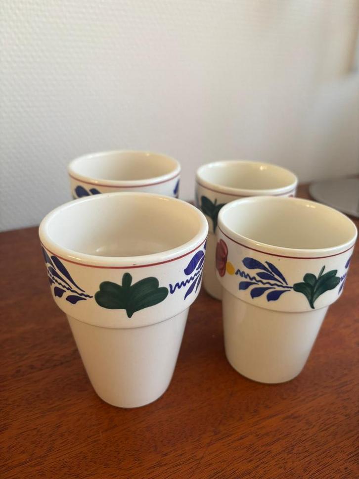 4 Royal Boch Boerenbont Bekers/Mokken, Huis en Inrichting, Keuken | Servies, Zo goed als nieuw, Kop(pen) en/of Schotel(s), Boerenbont