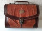Mooie klassieke bruine aktetas van Marc Chantal, Sieraden, Tassen en Uiterlijk, Tassen | Damestassen, Ophalen of Verzenden, Zo goed als nieuw
