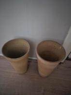 2 terra bloempotten/vazen, Ophalen, Zo goed als nieuw, Overige vormen, Terracotta
