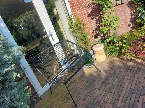 SALE  50% nieuwe tweezits rotan/rieten bank tuinbank zwart, Tuin en Terras, Tuinbanken, Nieuw, Rotan, Ophalen