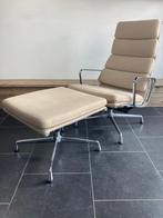 Vitra EA 222 fauteuil met EA 223 hocker , vol leder, 2024, Huis en Inrichting, Fauteuils, Vitra, Design, Nieuw, 75 tot 100 cm