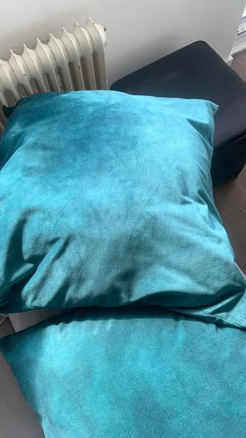 Donkergroene kussens 60x60, Huis en Inrichting, Woonaccessoires | Kussens, Zo goed als nieuw, Vierkant, Ophalen of Verzenden