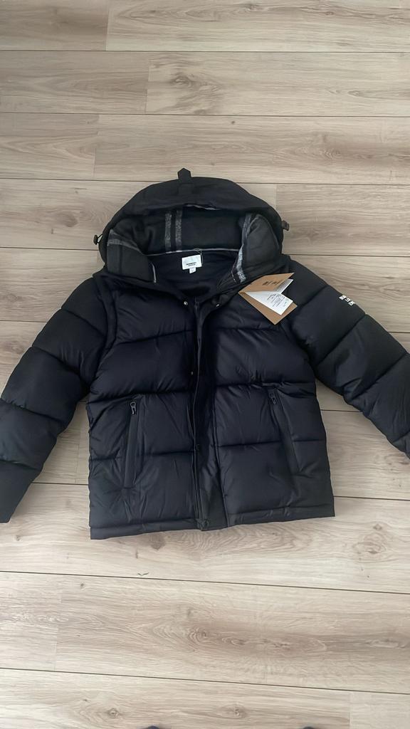 Gloednieuwe Burberry jas met prijskaartje, Ophalen of Verzenden, Nieuw, Overige maten, Zwart