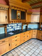 Met de hand gemaakt oosterrijkse keuken, Huis en Inrichting, Keuken | Complete keukens, Ophalen, Gebruikt, Bruin, Hoekkeuken