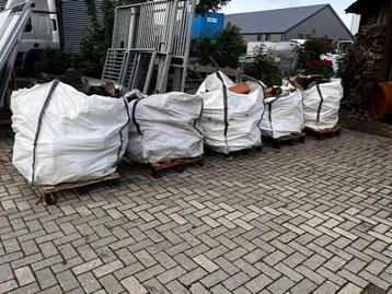Brandhout gekloofd per m3  beschikbaar voor biedingen