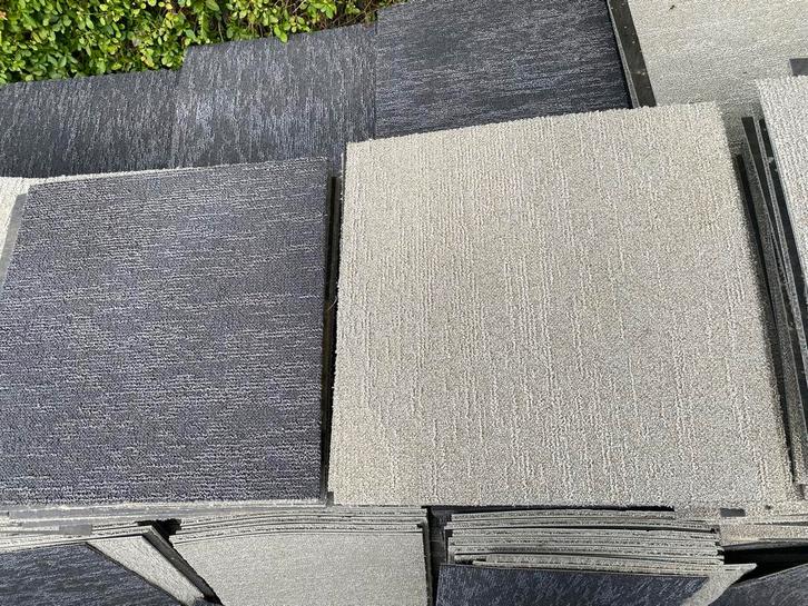 Project Tapijttegels Grijs/beige zgan, Huis en Inrichting, Stoffering | Vloerbedekking, Nieuw, Tapijttegels, Grijs, 75 m² of meer