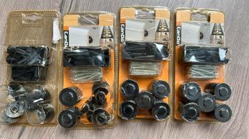 CanDo plintclips voor hoge muurplint beschikbaar voor biedingen