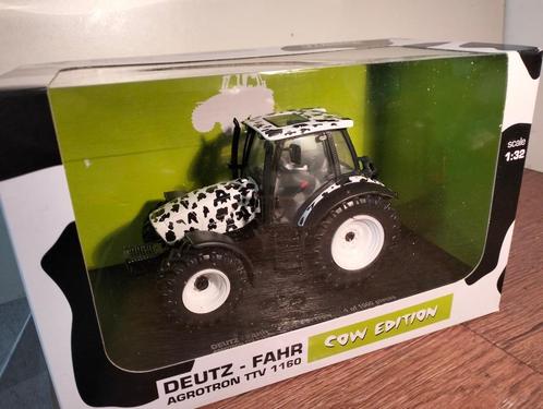 Te koop UH Deutz-Fahr Agrotron TTV 1160 Cow Edition ., Hobby en Vrije tijd, Modelauto's | 1:32, Nieuw, Tractor of Landbouw, Universal Hobbies