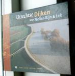Utrechtse Dijken langs Neder-Rijn en Lek(Boer, 9053451927)., Ophalen of Verzenden, 20e eeuw of later, Zo goed als nieuw
