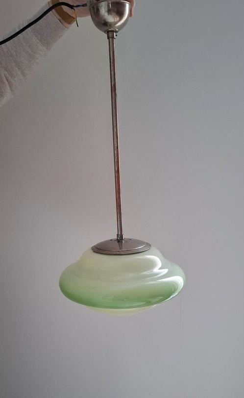 Art Deco Hanglamp Groen Glas, Huis en Inrichting, Lampen | Hanglampen, Zo goed als nieuw, Minder dan 50 cm, Glas, Ophalen of Verzenden