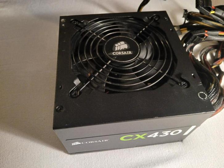 Corsair CX430 Voeding - Betrouwbaar en Krachtig, Computers en Software, Interne voedingen, Gebruikt, Ophalen of Verzenden