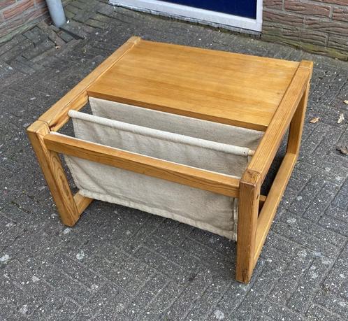 Leuk Tijdschriftenrek van Karin Mobring - Ikea seventies, Huis en Inrichting, Woonaccessoires | Krantenbakken en Lectuurbakken