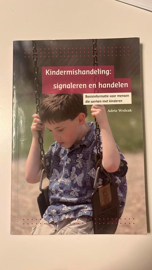 A. Wolzak - Kindermishandeling, Boeken, Wetenschap, Zo goed als nieuw, Verzenden