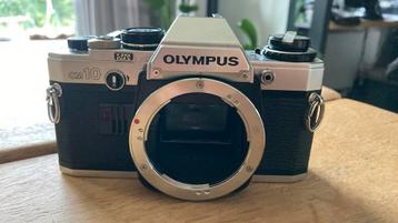 Olympus OM 10 in goeie staat, zonder lens beschikbaar voor biedingen