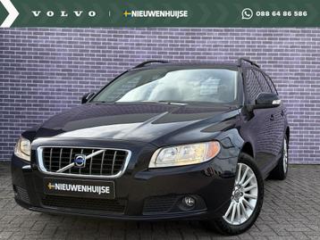 Volvo V70 2.5T Momentum | Young timer! | Stoelverwarming | T beschikbaar voor biedingen