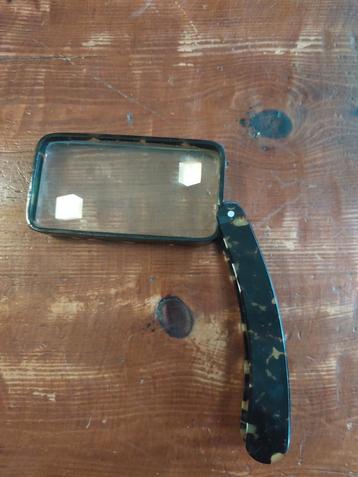 Vintage Vergrootglas met schildpadmontuur beschikbaar voor biedingen