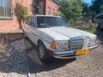 Mercedes-Benz W123 T model 300 TD, Auto's, Achterwielaandrijving, Zwart, Leder en Stof, Wit