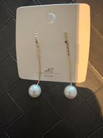 Lange nieuwe pareloorbellen, Sieraden, Tassen en Uiterlijk, Oorbellen, Ophalen of Verzenden, Zo goed als nieuw