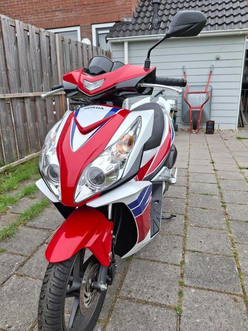 Honda NSC50R Vision bj.2015, 2183km, Fietsen en Brommers, Scooters | Overige merken, Zo goed als nieuw, Maximaal 45 km/u, Benzine