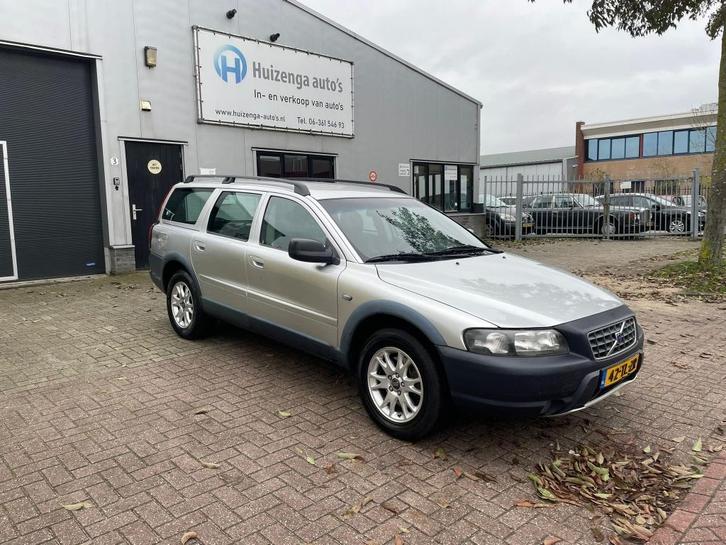 Volvo V70 Cross Country 2.4 T |APK: 28-06-2026, Auto's, Volvo, Bedrijf, V70, ABS, Airbags, Airconditioning, Boordcomputer, Climate control