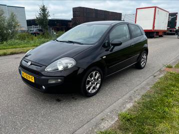Fiat Punto 1.4 3DR 2009 airco beschikbaar voor biedingen
