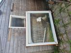 Hardhouten raamkozijn dubbel glas, Doe-het-zelf en Verbouw, Raamkozijn, Zo goed als nieuw, Hout, Ophalen
