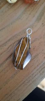 Antieke, Tibetaanse hanger van tijgeroog, Ophalen of Verzenden, Zilver, Hanger, Met edelsteen