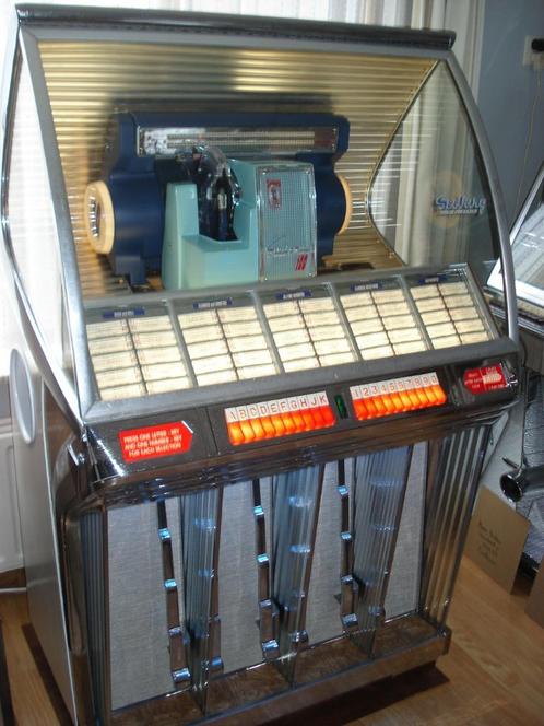 Jukebox Seeburg HF100R uit 1954 compleet inc Singels, Verzamelen, Automaten | Jukeboxen, Zo goed als nieuw, Seeburg, 1950 tot 1960
