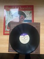 Elvis Costello And The Attractions – Blood & Chocolate, Ophalen of Verzenden, Zo goed als nieuw, 12 inch, Poprock