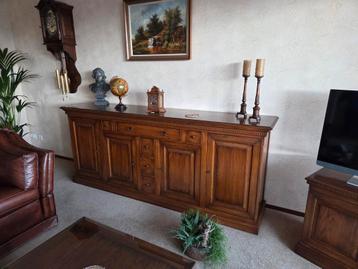 Dressoir kast  beschikbaar voor biedingen