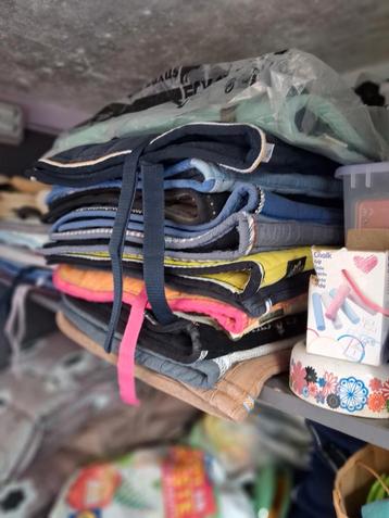 Te koop 18 dressuur doekjes alle v 30 e beschikbaar voor biedingen
