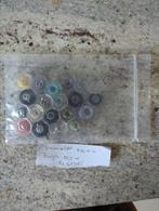 21 (kunststof) bobbins 20,1 mm x 10,g mm, Hobby en Vrije tijd, Naaimachines en Toebehoren, Ophalen of Verzenden, Zo goed als nieuw