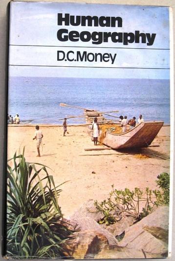Human Geography HC DC Money - Met opdracht en brieven auteur beschikbaar voor biedingen