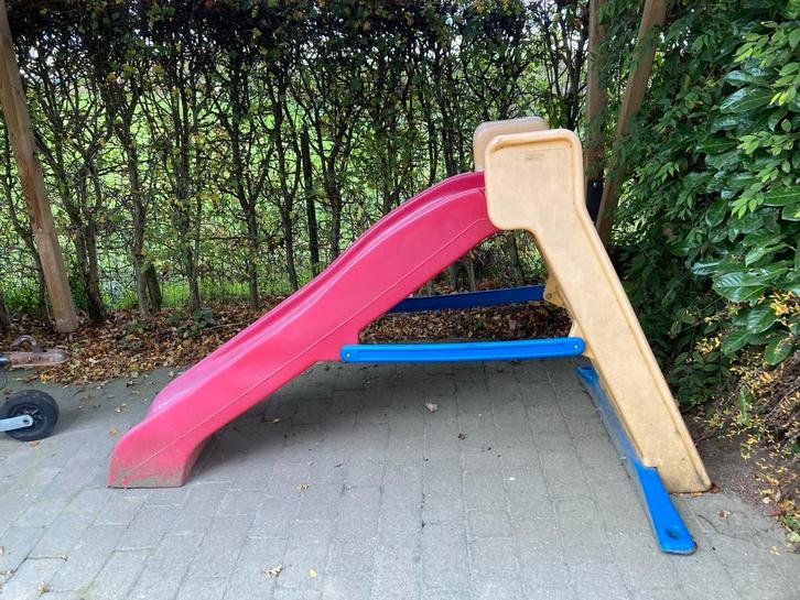 Gratis Leuke Glijbaan voor Kinderen, Kinderen en Baby's, Speelgoed | Buiten | Speeltoestellen, Gebruikt, Glijbaan, Aanbouwonderdeel