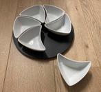 Zwart Plateau met 6 witte tapenade schaaltjes, Huis en Inrichting, Ophalen, Overige materialen, Effen, Schaal of Schalen