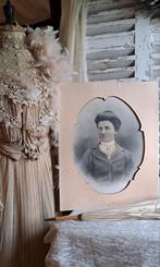 Victoriaanse grote foto van dame op karton ' PiFrance', Ophalen of Verzenden