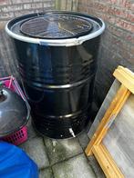 Olievat bbq op wielen, Ophalen, Zo goed als nieuw, Onbekend