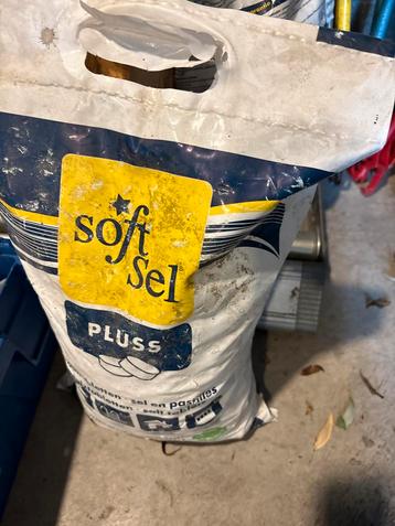 30 KG softsel zouttabletten voor in de waterontharder. beschikbaar voor biedingen