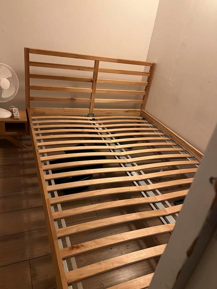 TARVA Ikea Bedframe 140x200 - Tweepersoons bed, Huis en Inrichting, Slaapkamer | Bedden, Zo goed als nieuw, Tweepersoons, 140 cm
